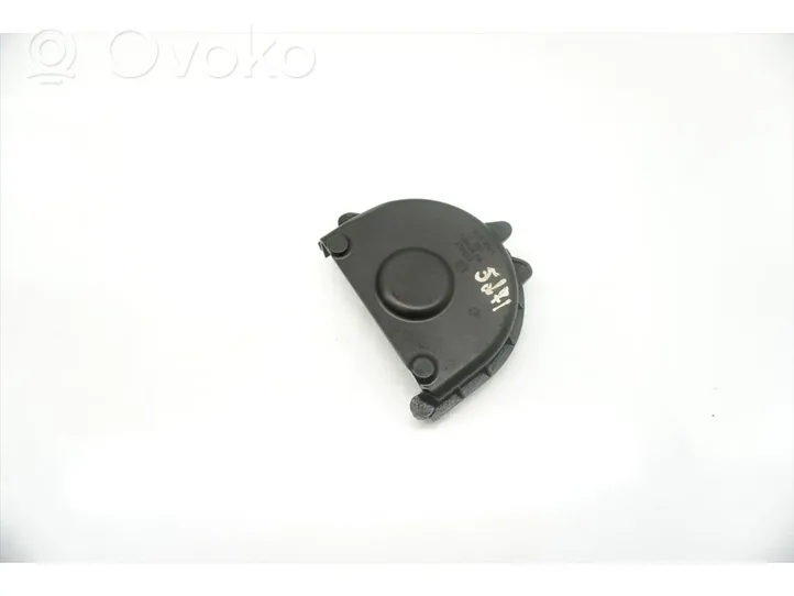 Volkswagen Polo V 6R Osłona paska / łańcucha rozrządu 03F103669A