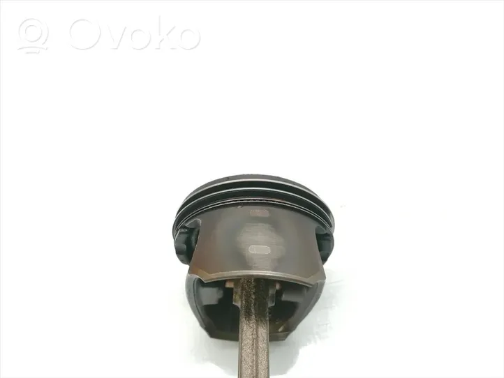 Opel Corsa E Piston with connecting rod 