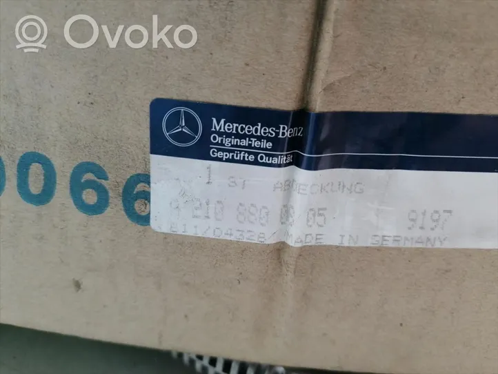 Mercedes-Benz E AMG W210 Etusäleikkö A2108800805