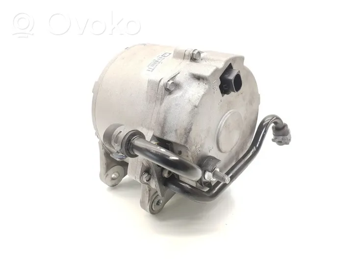 Audi A4 S4 B7 8E 8H Generatore/alternatore 