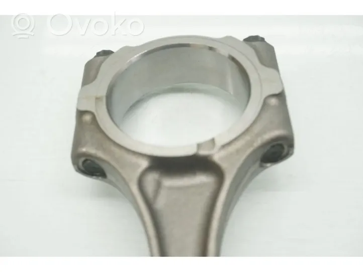 Toyota C-HR Piston avec bielle 