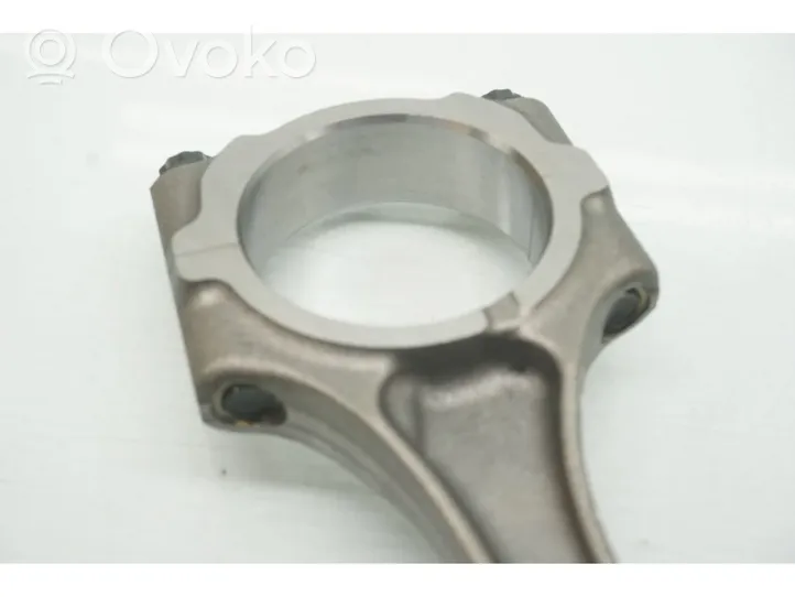 Toyota C-HR Piston avec bielle 