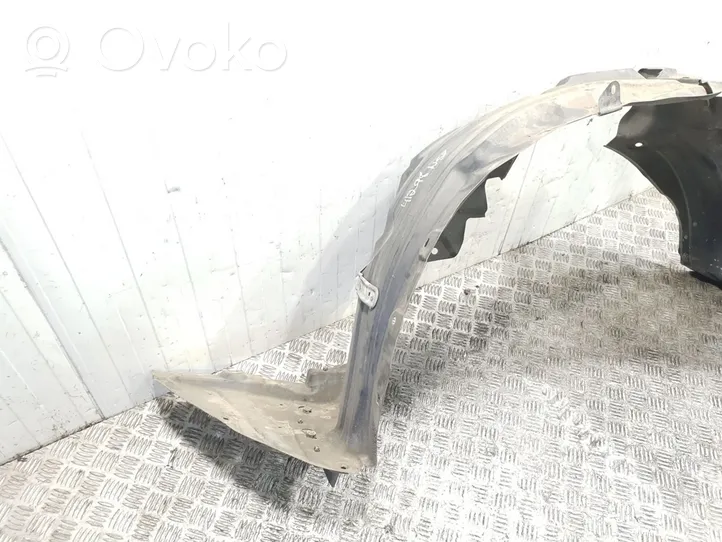 Mazda 5 Rivestimento paraspruzzi passaruota anteriore 