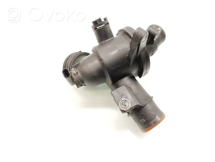 Mercedes-Benz Sprinter W906 Boîtier de thermostat / thermostat A6512001500