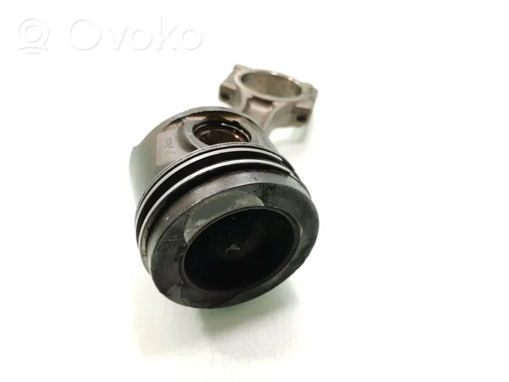 Nissan Qashqai Piston avec bielle K9K