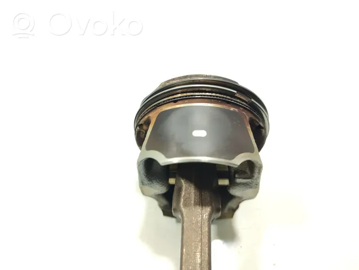 Nissan Qashqai Piston avec bielle 