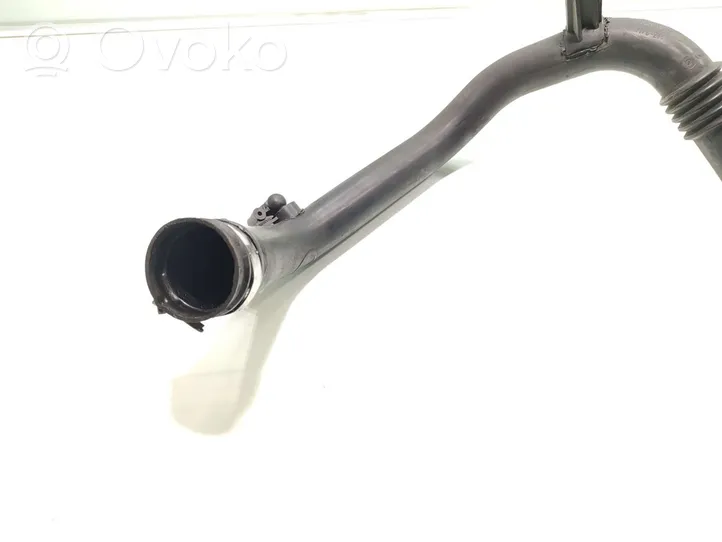 Renault Megane III Tube d'admission de tuyau de refroidisseur intermédiaire 8200981497