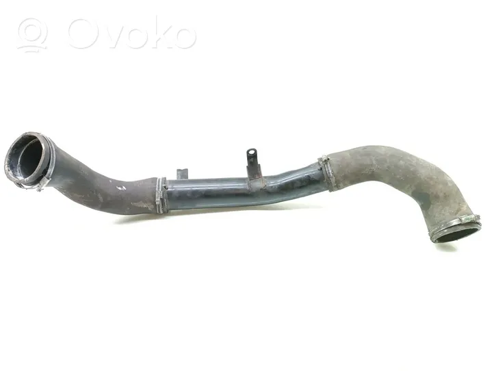 Volvo V70 Manguera/tubo del intercooler 30741449