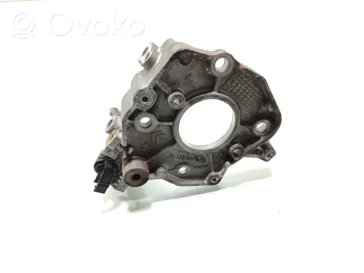 Peugeot 2008 II Support pompe injection à carburant 9817304180