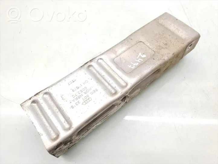 Audi A4 S4 B7 8E 8H Etuiskunvaimentimen kannake 8E0807331B