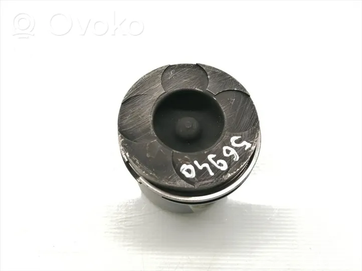 Volvo S60 Piston 