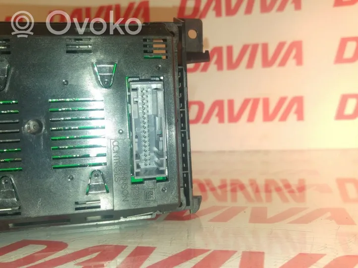 Opel Zafira B Head unit multimedia control 13301077