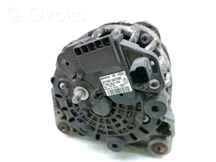 Dacia Logan II Generatore/alternatore 231005079R