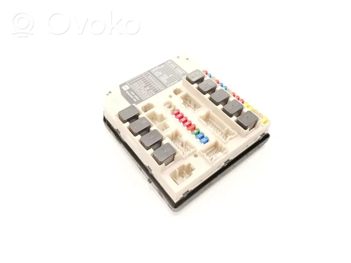 Nissan Navara Fuse module 284B7EB31C