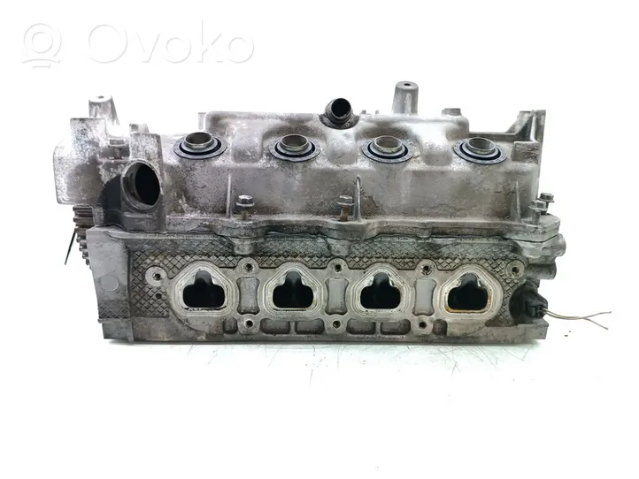 Renault Clio III Culasse moteur 8200460196