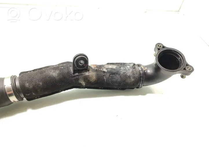 Audi A3 S3 8V Tube d'admission de tuyau de refroidisseur intermédiaire 04L131111M