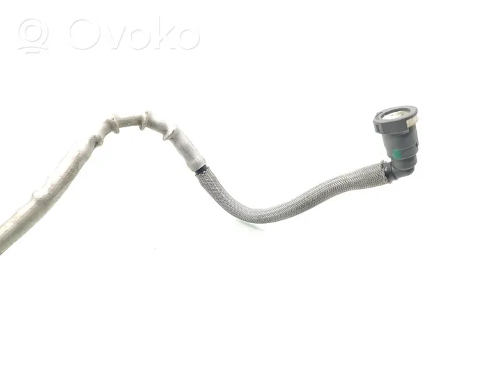 Land Rover Discovery 4 - LR4 Tuyau d'alimentation conduite de carburant 