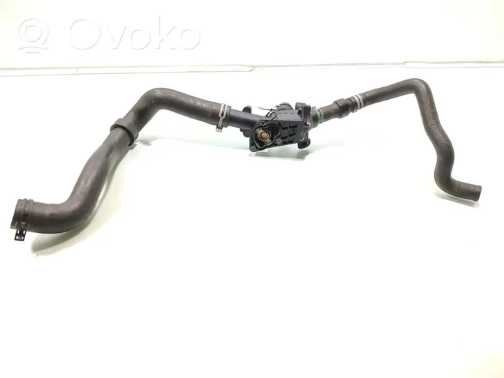 Renault Captur Termostat / Obudowa termostatu 110602770R