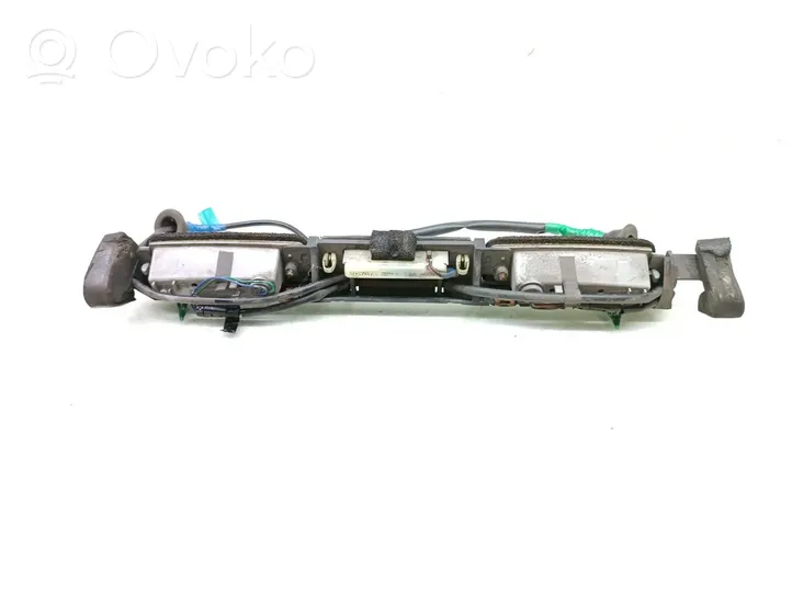 Lexus LS 460 - 600H Lampa oświetlenia tylnej tablicy rejestracyjnej 198-78206