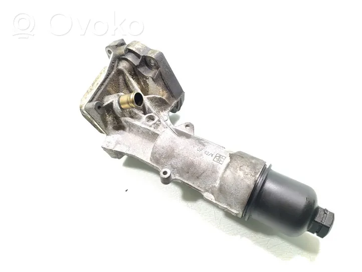 Mercedes-Benz CLK A208 C208 Support de filtre à huile A2711800610