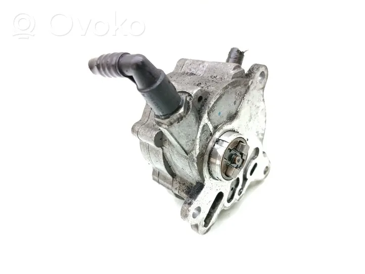 Volkswagen Jetta V Vacuum pump 03G145209C