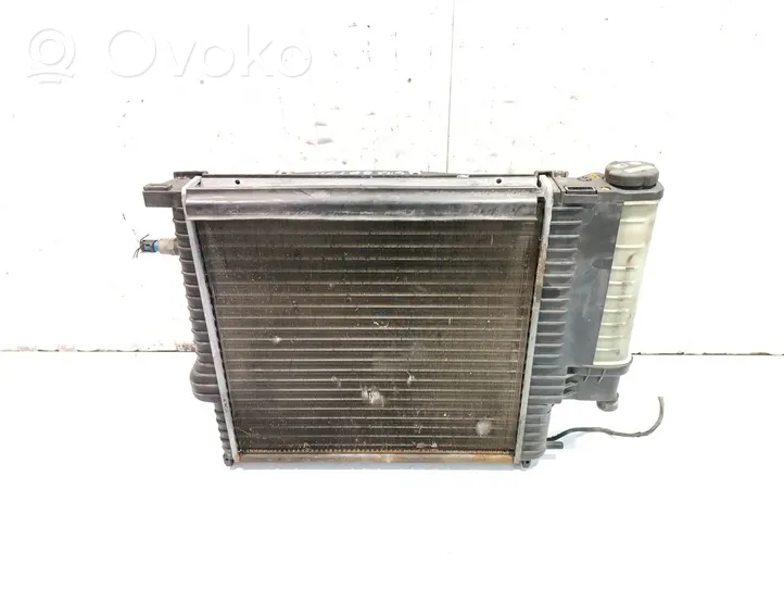 BMW Z3 E36 Coolant radiator 8372039