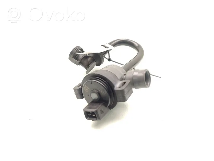 BMW 3 F30 F35 F31 Valvola sfiato del serbatoio 7636142