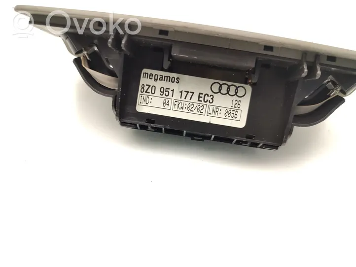 Audi A2 Liikehälyttimen anturi 8Z0951177