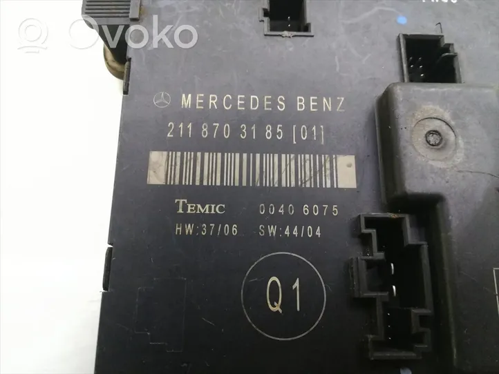 Mercedes-Benz E AMG W211 Oven ohjainlaite/moduuli 2118703185
