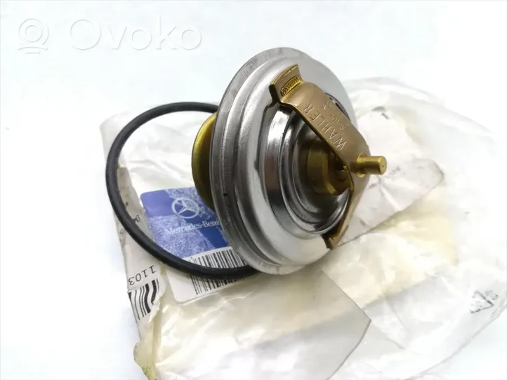 Mercedes-Benz W123 Boîtier de thermostat / thermostat A6162000415