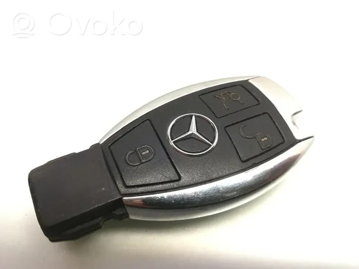Mercedes-Benz C AMG W204 Clé / carte de démarrage 