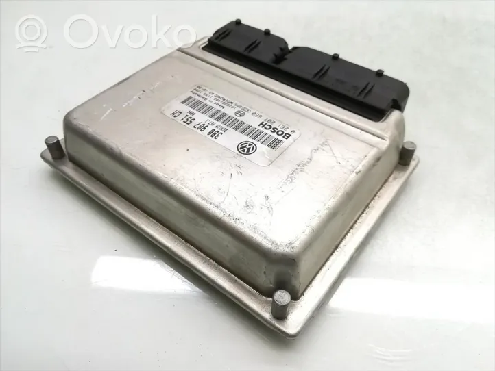 Volkswagen PASSAT B5.5 Sterownik / Moduł ECU 3B0907551CM