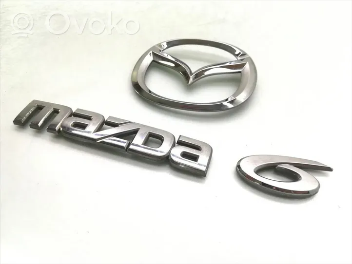 Mazda 6 Takalastausoven mallikirjaimet 6J6J-51730