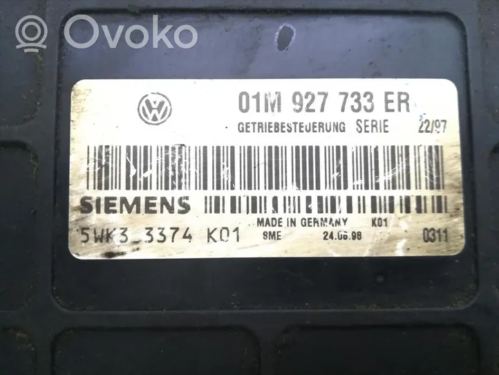 Volkswagen Passat Alltrack Pavarų dėžės valdymo blokas 01M927733ER