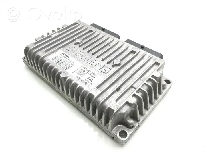 Citroen C8 Module de contrôle de boîte de vitesses ECU 9657137780