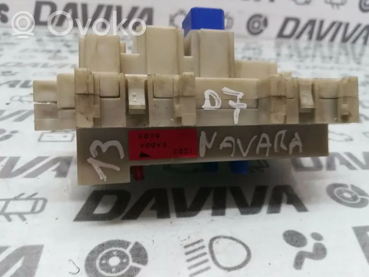 Nissan Navara Skrzynka bezpieczników / Komplet EA00A-6K09