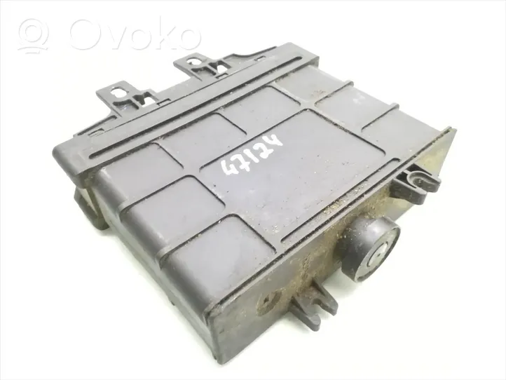 Volkswagen Golf IV Gearbox control unit/module 01M927733LT