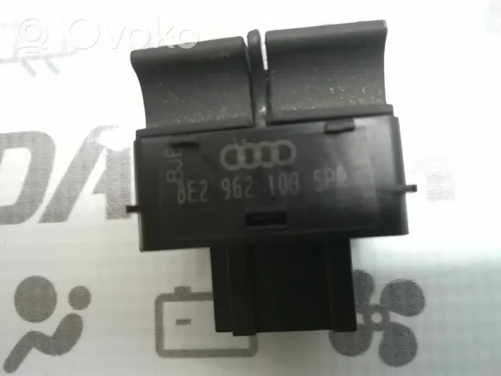 Audi A4 S4 B8 8K Sensore d’allarme 8E2962109