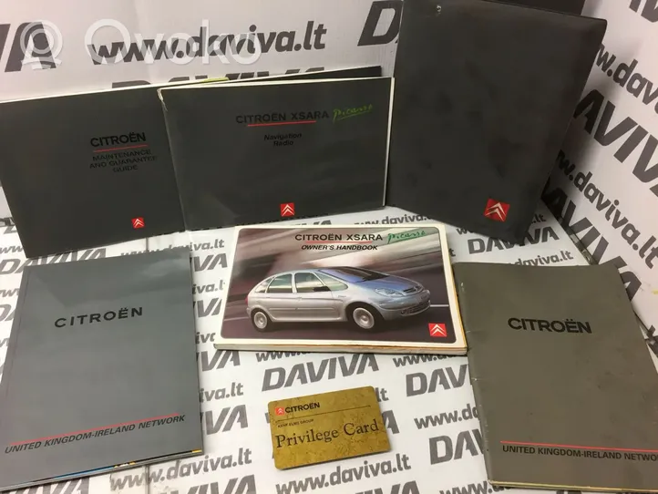 Citroen Xsara Picasso Carnet d'entretien d'une voiture 