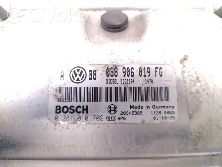 Volkswagen Golf Cross Sterownik / Moduł ECU 038906019FG