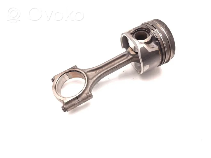 Opel Vivaro Piston with connecting rod 9818178480