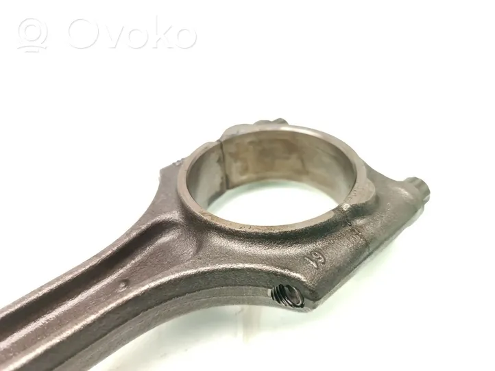 Volvo V40 Piston avec bielle 