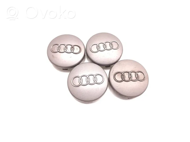 Audi A4 S4 B7 8E 8H Borchia ruota originale 4B0601170