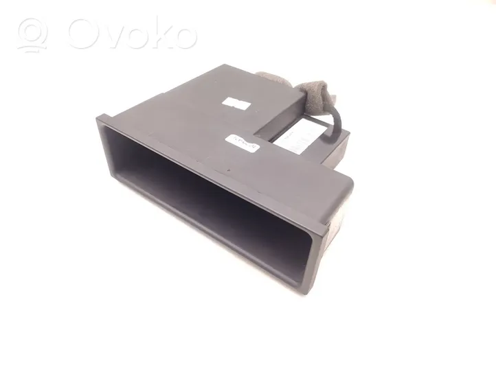 Seat Exeo (3R) iPod-pistoke 3R0857925C