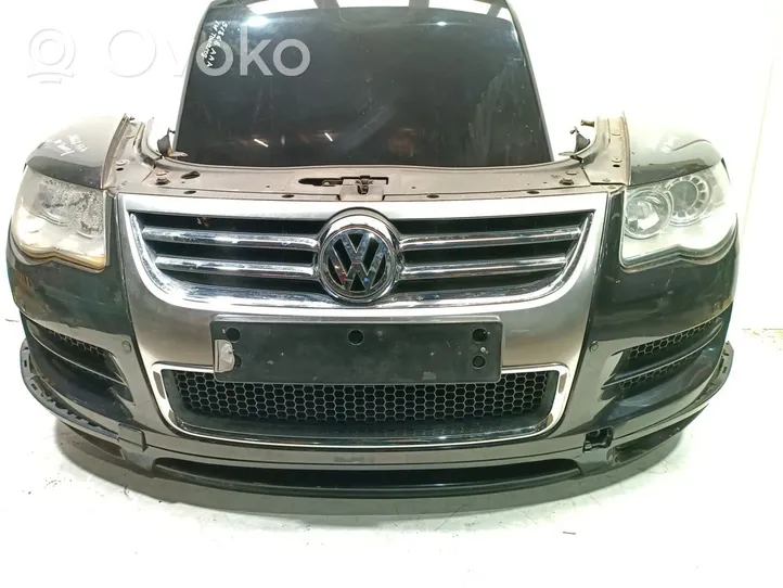 Volkswagen Touareg I Front piece kit 