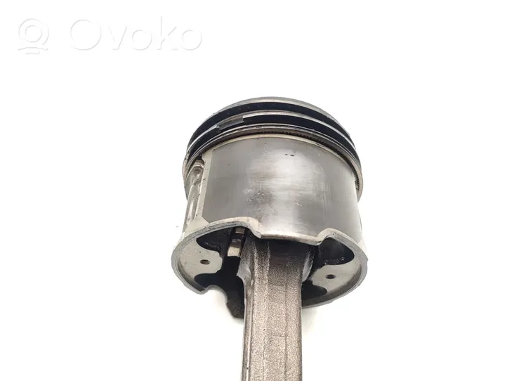 KIA Sedona Piston with connecting rod J3(CRDI)