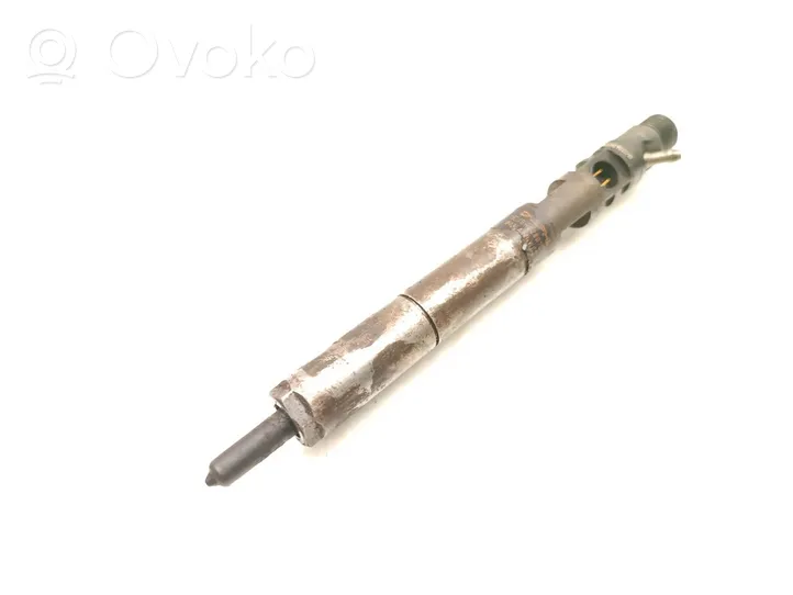 KIA Sedona Fuel injector 33800-4X500