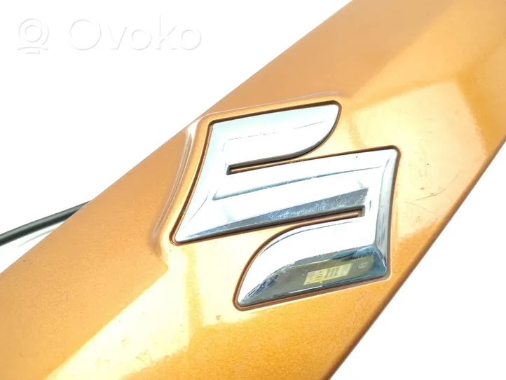 Suzuki Vitara (LY) Éclairage de plaque d'immatriculation 83940-54P31-ZZE