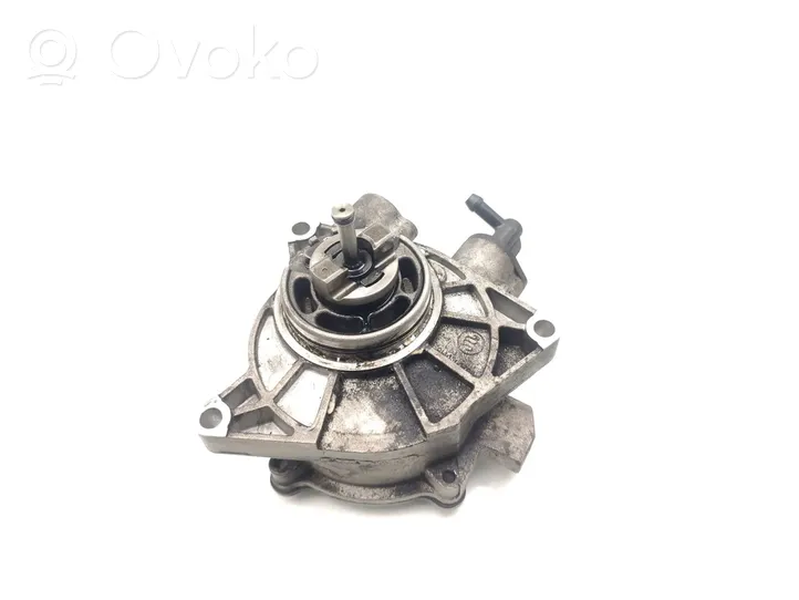 Opel Antara Vacuum pump 25183189