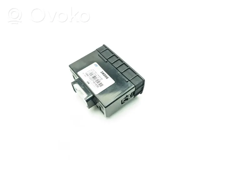 KIA Soul AUX-pistokeliitin 96120-2K000